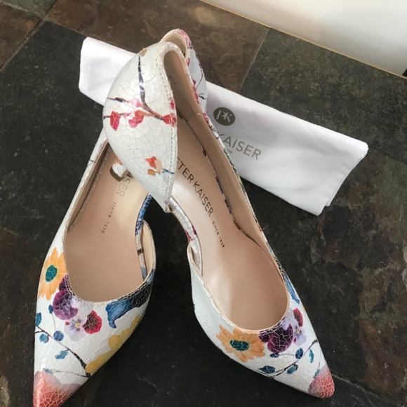 Peter Kaiser Pumps - Picture 4 of 8